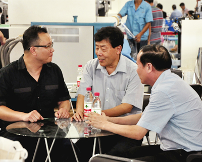 陸長安：熱刀分切技術將引領中國覆膜技術走向新時代